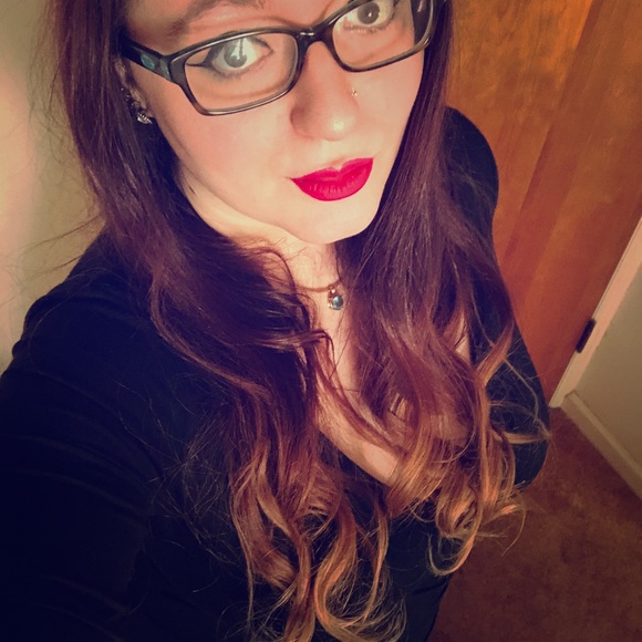 💕 Meet The Posher 💕 - Picture 1 of 8